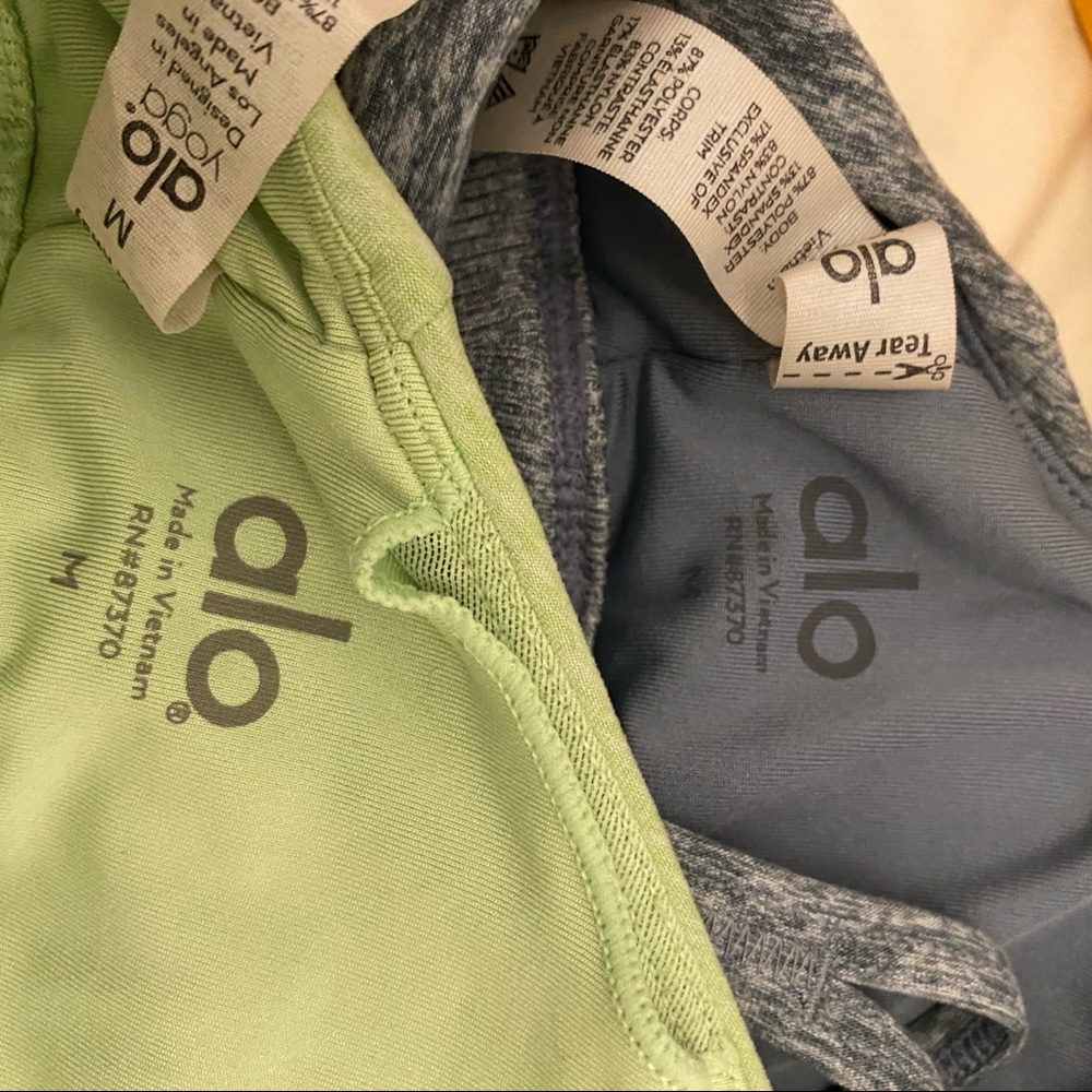 Lot of Two ALO Yoga Lavish Bra Size M - Picture 4 of 4